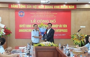 Hải quan Hải Phòng giải đáp vướng mắc về thuế cho LG Electronics Việt Nam