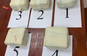 Bắt 9X người Campuchia vận chuyển 5 kg ma túy tại Mộc Bài