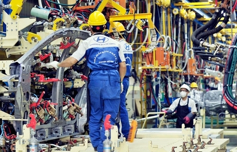 Toyota "bắt tay" Bộ Công Thương phát triển công nghiệp hỗ trợ ô tô