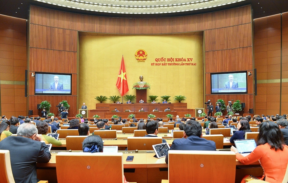 Chủ nhiệm Ủy ban Tài chính, Ngân sách của Quốc hội Nguyễn Phú Cường trình bày tại Quốc hội. Ảnh: Quochoi.vn