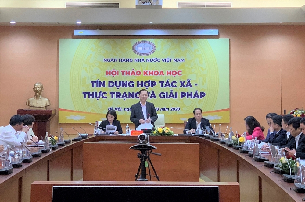 Phó Thống đốc NHNN Đào Minh Tú phát biểu tại hội thảo.