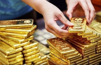 Giá vàng vượt mốc 1.700 USD/ounce, cao nhất trong 7 năm