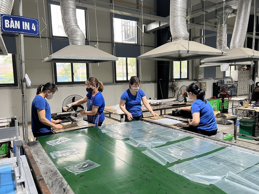 Các doanh  nghiệp có vốn đầu tư nước ngoài đang trên đà phục hồi ổn định sau đại dịch, hoạt động kinh  doanh khởi sắc. Ảnh minh họa: H.D