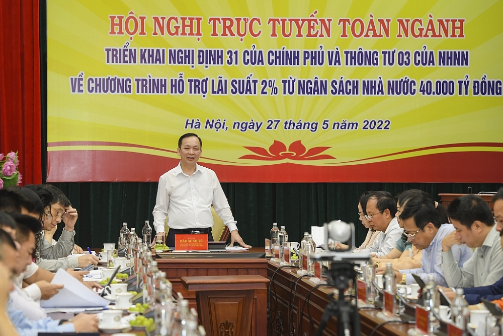 Phó Thống đốc NHNN Đào Minh Tú phát biểu tại hội nghị.