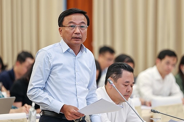 Thứ trưởng Bộ GTVT Nguyễn Danh Huy tại họp báo Chính phủ. Ảnh: VGP