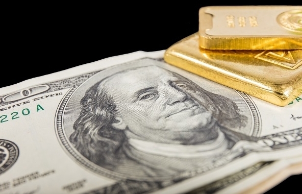 USD lên đỉnh, vàng tiếp tục dò đáy