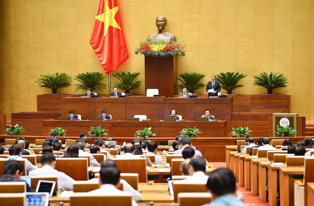 Phó Chủ tịch Quốc hội Trần Quang Phương điều hành phiên chất vấn sáng 5/11. Ảnh: Quochoi.vn