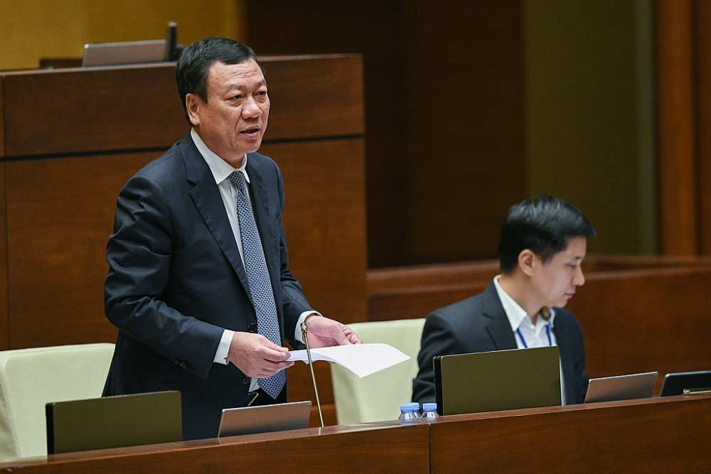 Tổng Thanh tra Chính phủ Đoàn Hồng Phong trả lời chất vấn của đại biểu Quốc hội. Ảnh: Quochoi.vn