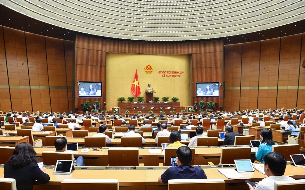 Quốc hội thảo luận về dự án Luật Hợp tác xã (sửa đổi) tại phiên họp ngày 10/11. Ảnh: Quochoi.vn