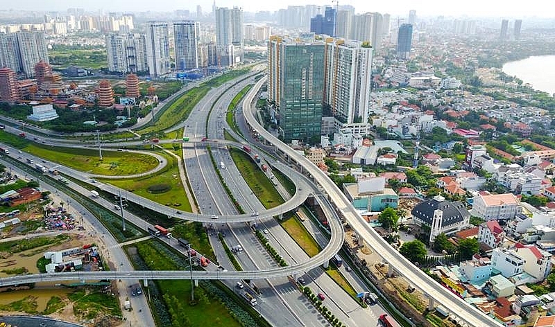 Thi đua đẩy mạnh phát triển kết cấu hạ tầng đồng bộ, hiện đại; thực hành tiết kiệm, chống lãng phí