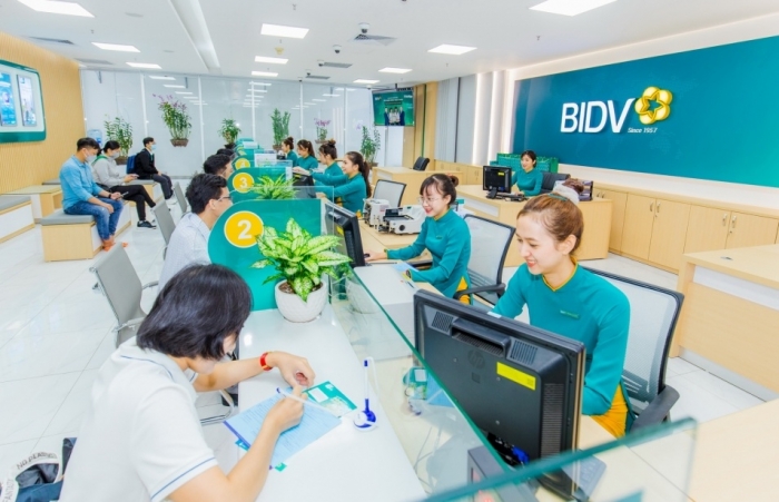 Nợ xấu các ngân hàng vẫn xu hướng tăng cả về số lượng và tỷ lệ