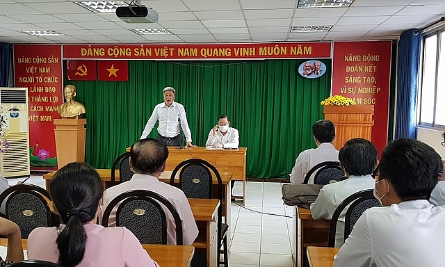 Thứ trưởng Bộ Y tế Nguyễn Trường Sơn trực tiếp chỉ đạo chống dịch tại TPHCM