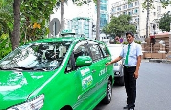 TPHCM bố trí 200 xe taxi vận chuyển người dân miễn phí