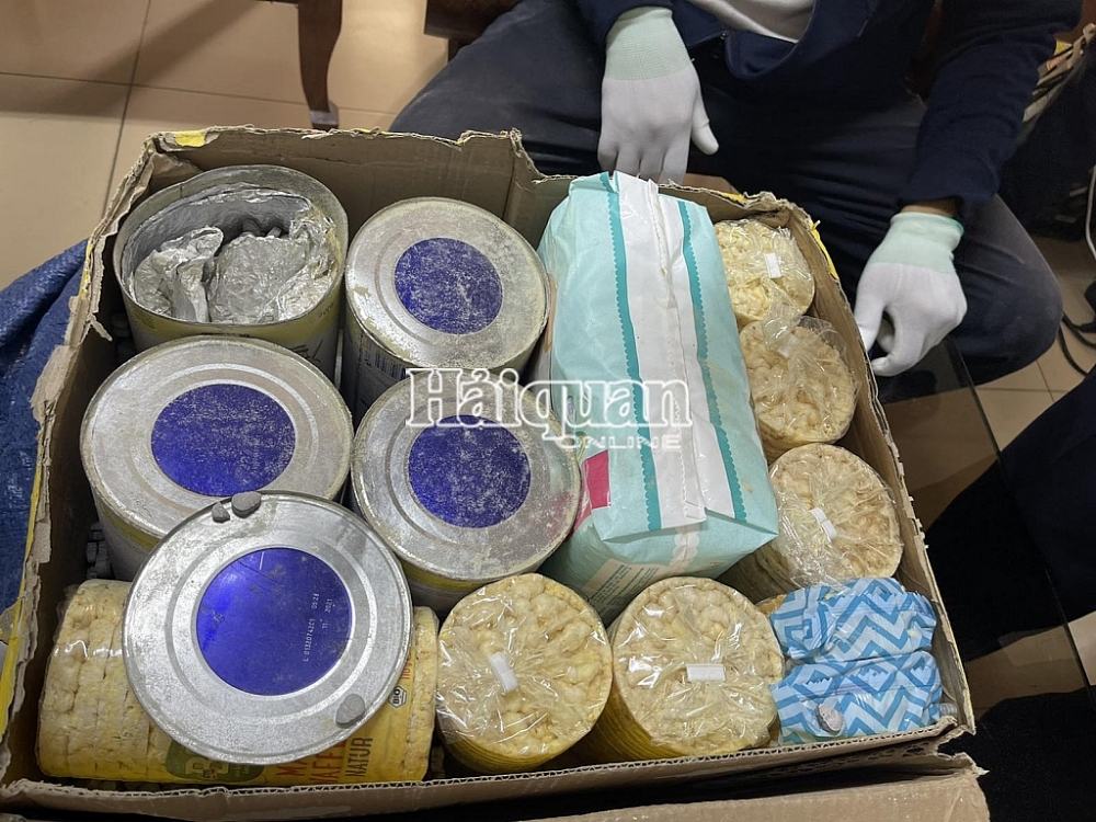 Thu giữ gần 36kg ma túy các loại trong các lô hàng quà biếu