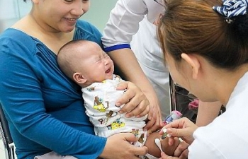 TPHCM: Tỷ lệ tiêm chủng vắc xin ComBE Five còn thấp