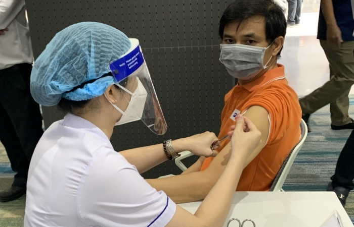 TPHCM khởi động chiến dịch tiêm vắc xin Covid-19