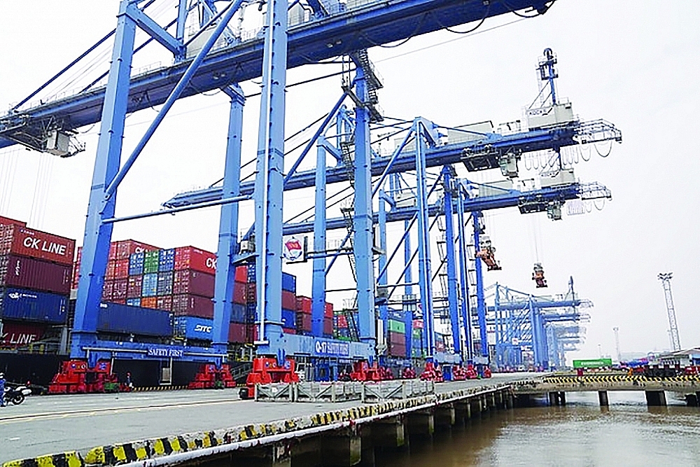 Phí cảng biển tại TPHCM có sự điều chỉnh tạo thuận lợi cho DN. Ảnh T.H