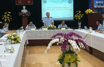 Hải quan sân bay Tân Sơn Nhất tháo gỡ khó khăn cho doanh nghiệp