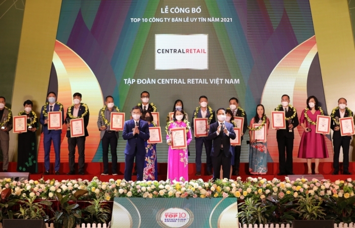 Central Retail đoạt vị trí quán quân Top 10 công ty uy tín ngành bán lẻ năm 2021