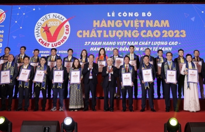 32 doanh nghiệp đạt chứng nhận Hàng Việt Nam chất lượng cao trong 27 năm liên tiếp