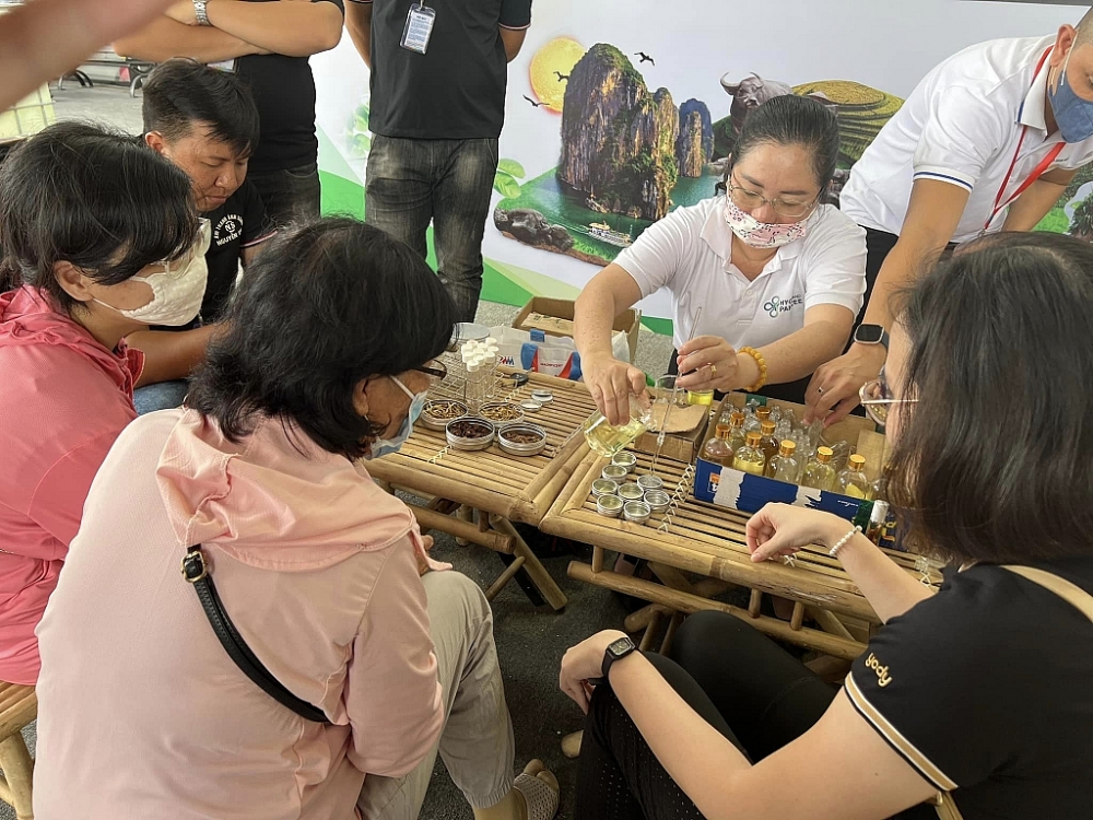 Hàng ngàn đặc sản ba miền hội tụ về TPHCM trong dịp lễ 30/4