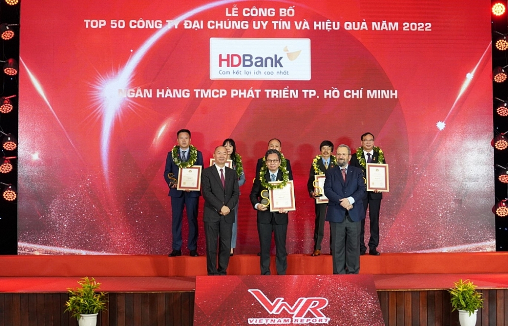 HDBank liên tiếp vào Top đầu ngân hàng thương mại cổ phần uy tín