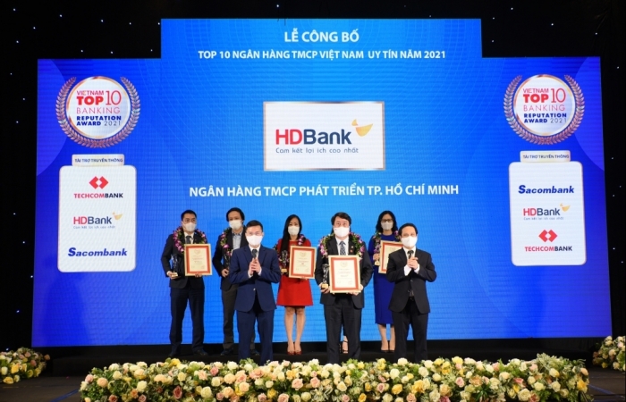 HDBank khẳng định vị thế top 5 ngân hàng uy tín nhất Việt Nam