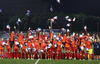 Thêm 500 triệu đồng thưởng nóng cho đội tuyển bóng đá nữ Việt Nam