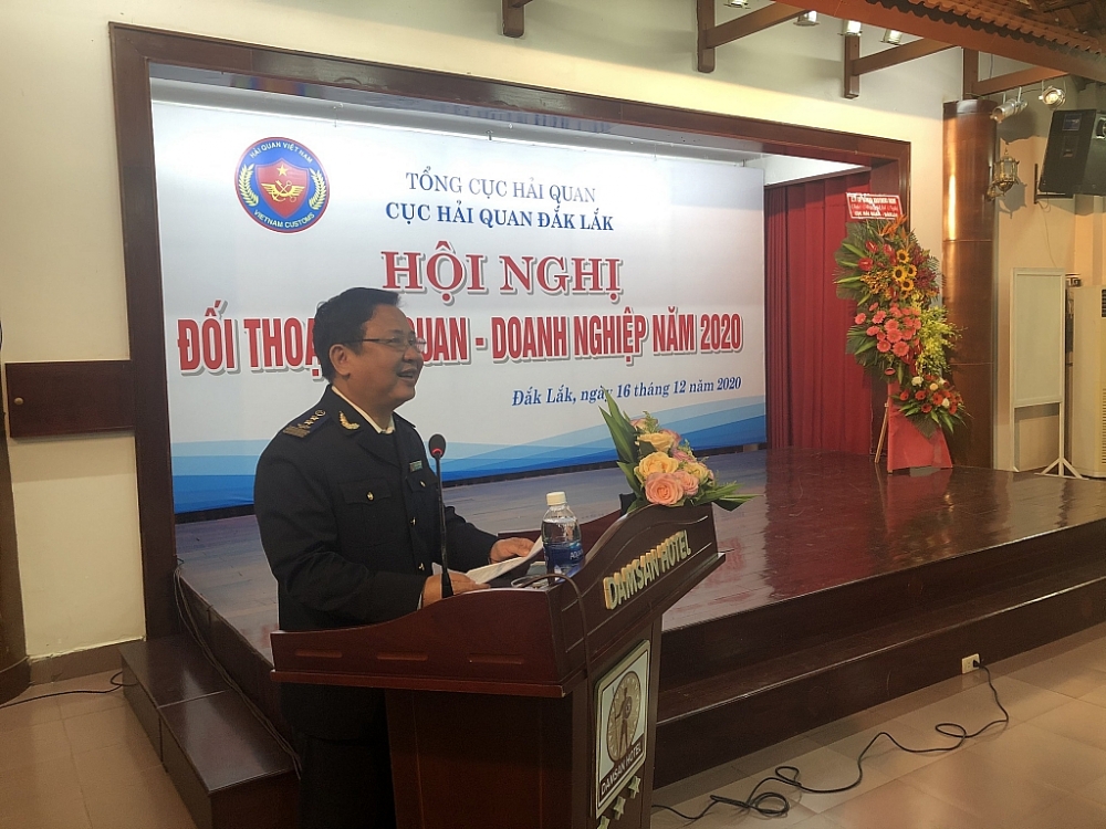 Cục trưởng Cục Hải quan Đắk Lắk Lê Văn Nhuận phát biểu tại hội nghị