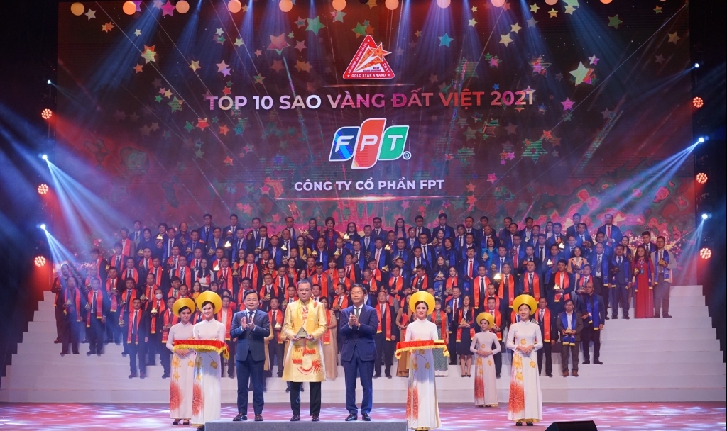 FPT vinh dự đứng trong Top 10 Sao Vàng Đất Việt 2021