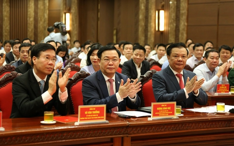 Bộ trưởng Bộ Tài chính Đinh Tiến Dũng làm Bí thư Thành ủy Hà Nội