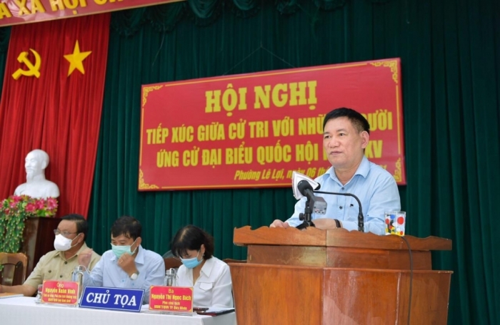 Bộ trưởng Hồ Đức Phớc tiếp xúc cử tri tại Bình Định