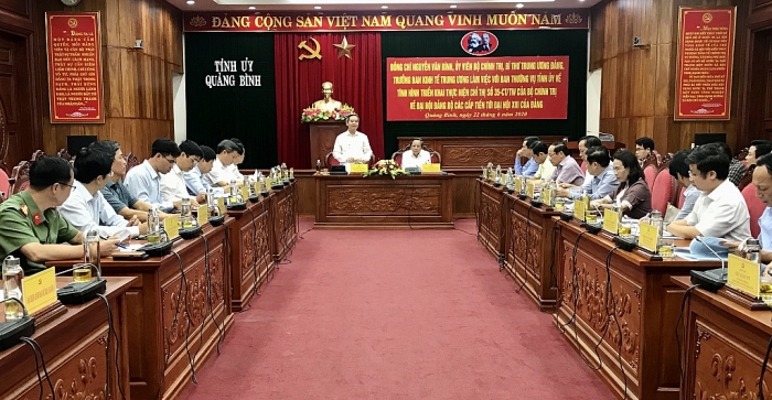 Trưởng Ban Kinh tế Trung ương làm việc với tỉnh Quảng Bình
