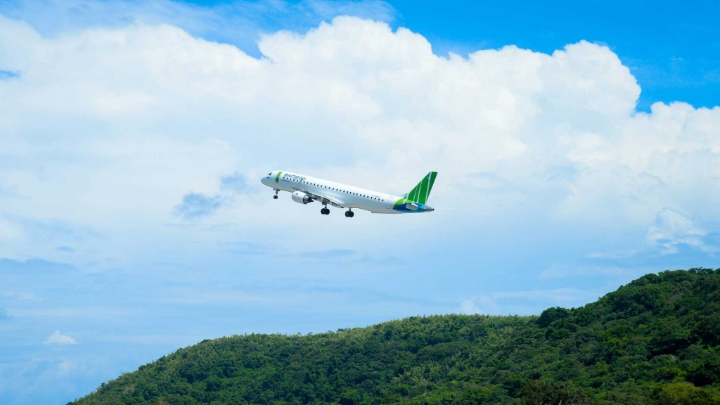 Ưu đãi khủng mừng khai trương đường bay mới tới Côn Đảo của Bamboo Airways