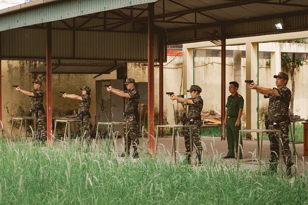 Hình ảnh bản lĩnh, vững vàng, chuyên nghiệp của người cán bộ Cục điều tra chống buôn lậu Hình ảnh bản lĩnh, vững vàng, chuyên nghiệp của người cán bộ Cục điều tra chống buôn lậu
