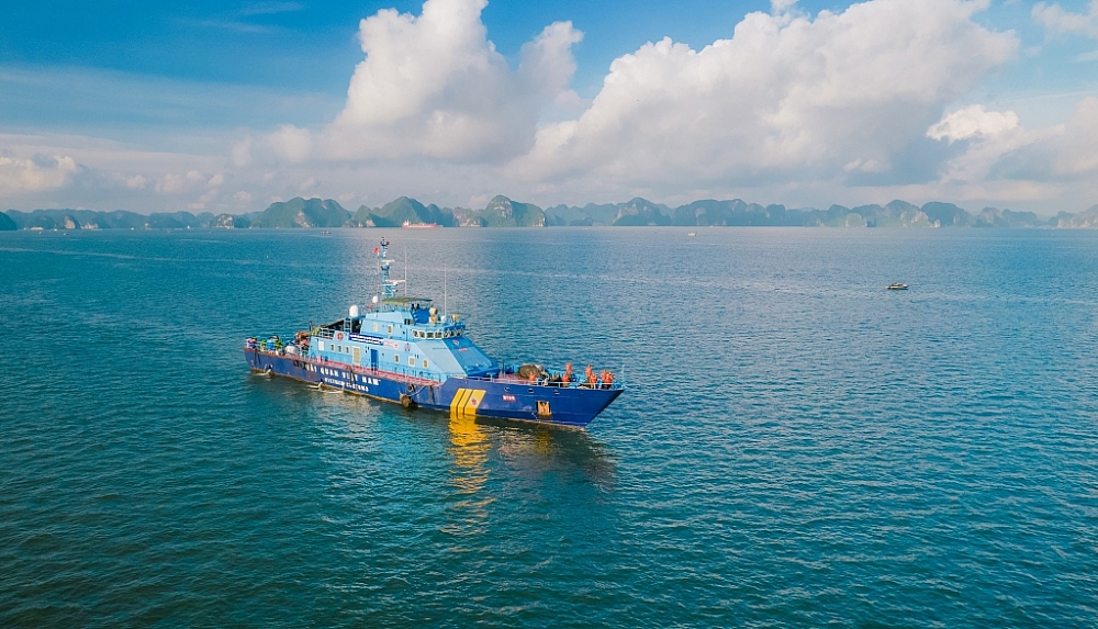 Hình ảnh bản lĩnh, vững vàng, chuyên nghiệp của người cán bộ Cục điều tra chống buôn lậu Hình ảnh bản lĩnh, vững vàng, chuyên nghiệp của người cán bộ Cục điều tra chống buôn lậu