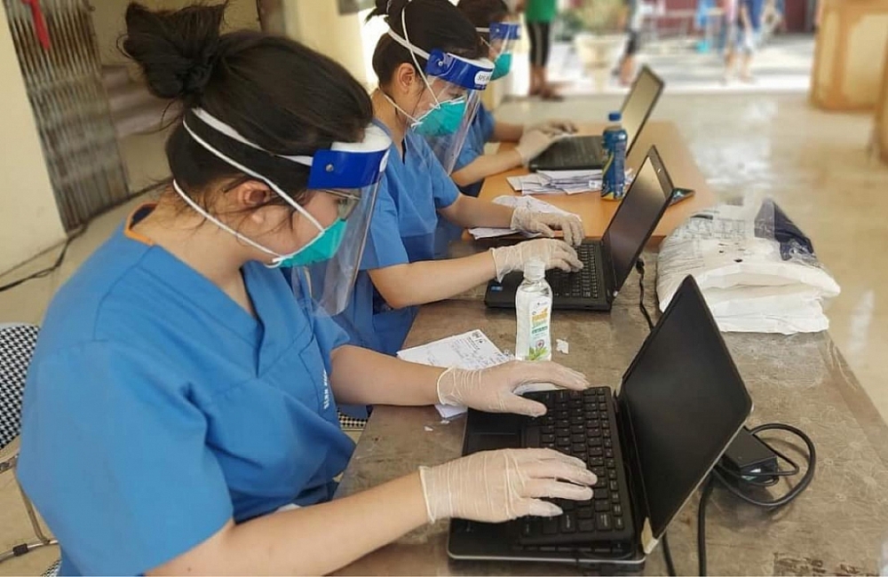 Bộ Y tế phân bổ cho Bắc Giang có 200.000 liều vắc xin phòng Covid-19 .