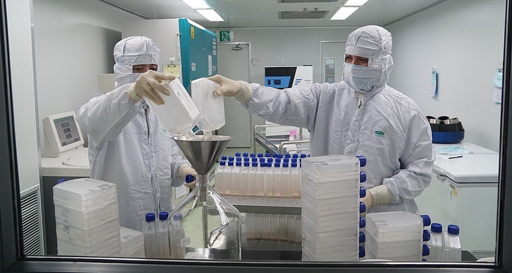 Việt Nam khuyến khích nghiên cứu, phát triển, sản xuất vắc xin trong nước