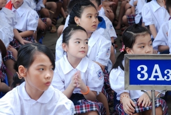Sáng nay, hơn 22 triệu học sinh cả nước chính thức bước vào năm học mới