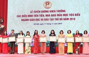 Hà Nội tôn vinh 125 giáo viên tiêu biểu