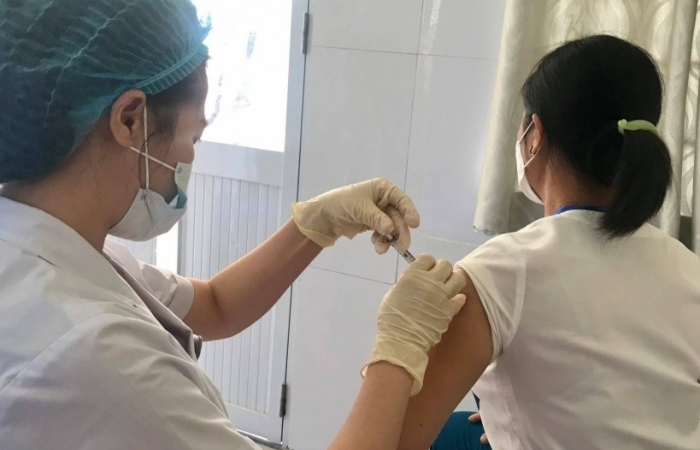 Các địa phương bắt đầu tổ chức tiêm vắc xin phòng Covid-19 cho trẻ