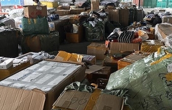 Buộc tiêu huỷ gần 700 túi, ví giả hàng hiệu nhập khẩu