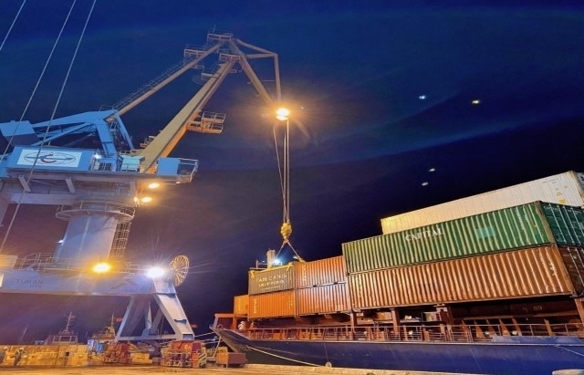 Phát triển cảng biển Việt Nam đảm bảo hàng hóa thông qua đạt hơn 1,4 tỷ tấn