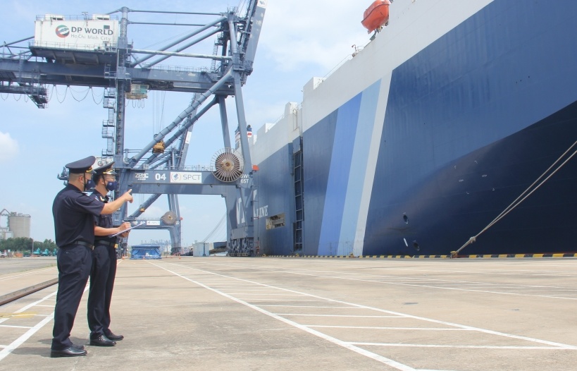 TPHCM: Miễn, giảm phí hạ tầng cảng biển với một số đối tượng