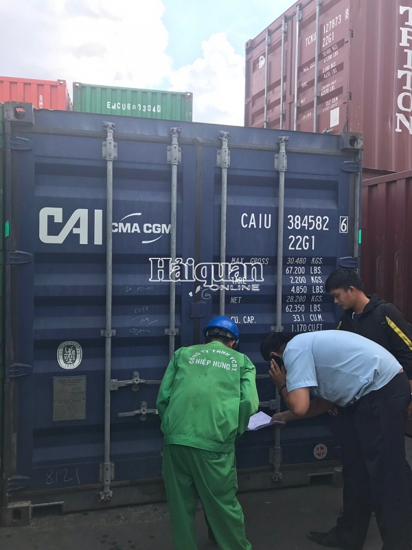 Những hình ảnh bắt giữ lô máy đánh bạc tại cảng Cát Lái | An ninh XNK