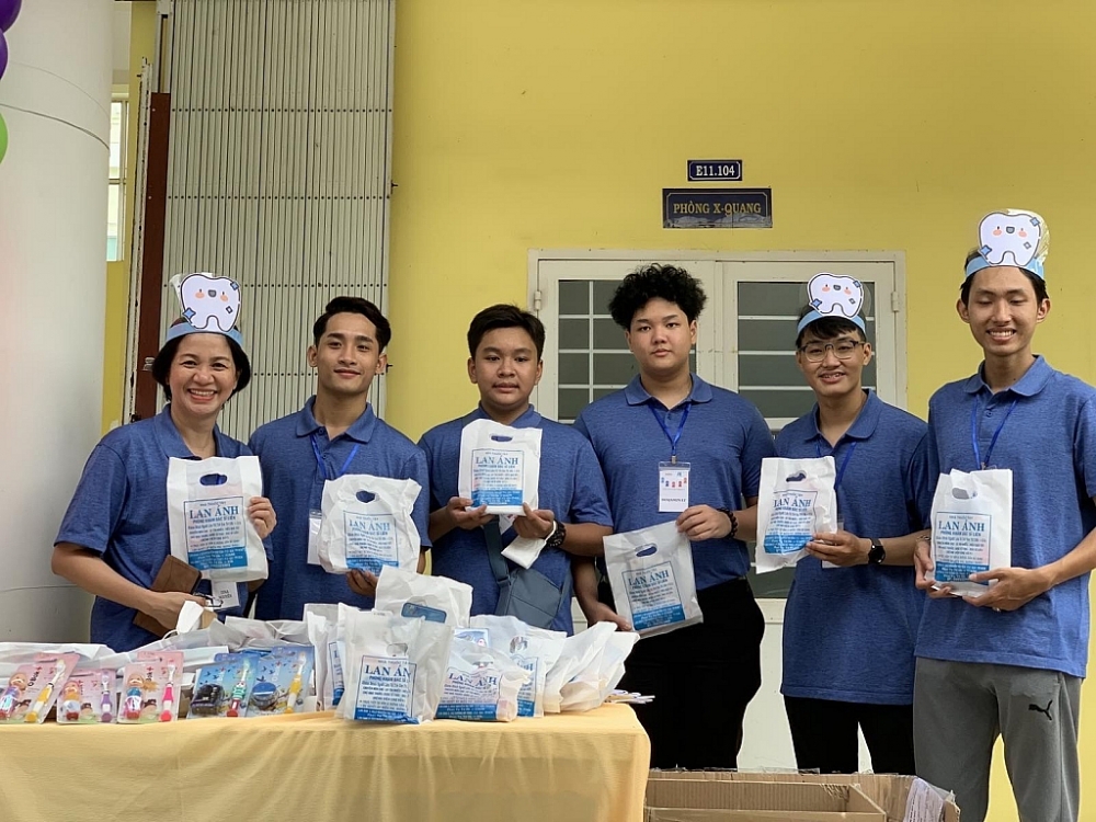 Hơn 1.000 học sinh tại Trà Vinh được khám chữa răng miễn phí