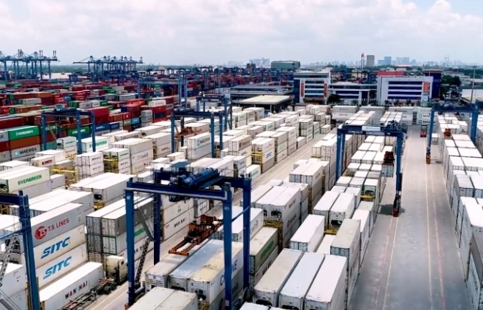Đã thông quan hơn 1.200 container hàng quá cảnh ứ đọng tại cảng Cát Lái