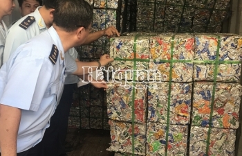Khởi tố vụ xuất lậu 4 container phế liệu nhôm