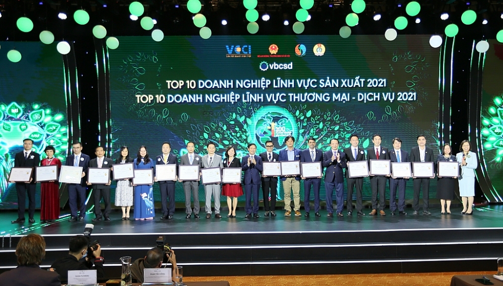 Vinamilk năm thứ 6 ghi dấu ấn vào Top 10 doanh nghiệp phát triển bền vững nhất Việt Nam