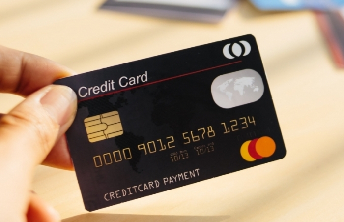 Đảo nợ, giao dịch khống từ thẻ tín dụng: Chiêu trò nguy hiểm